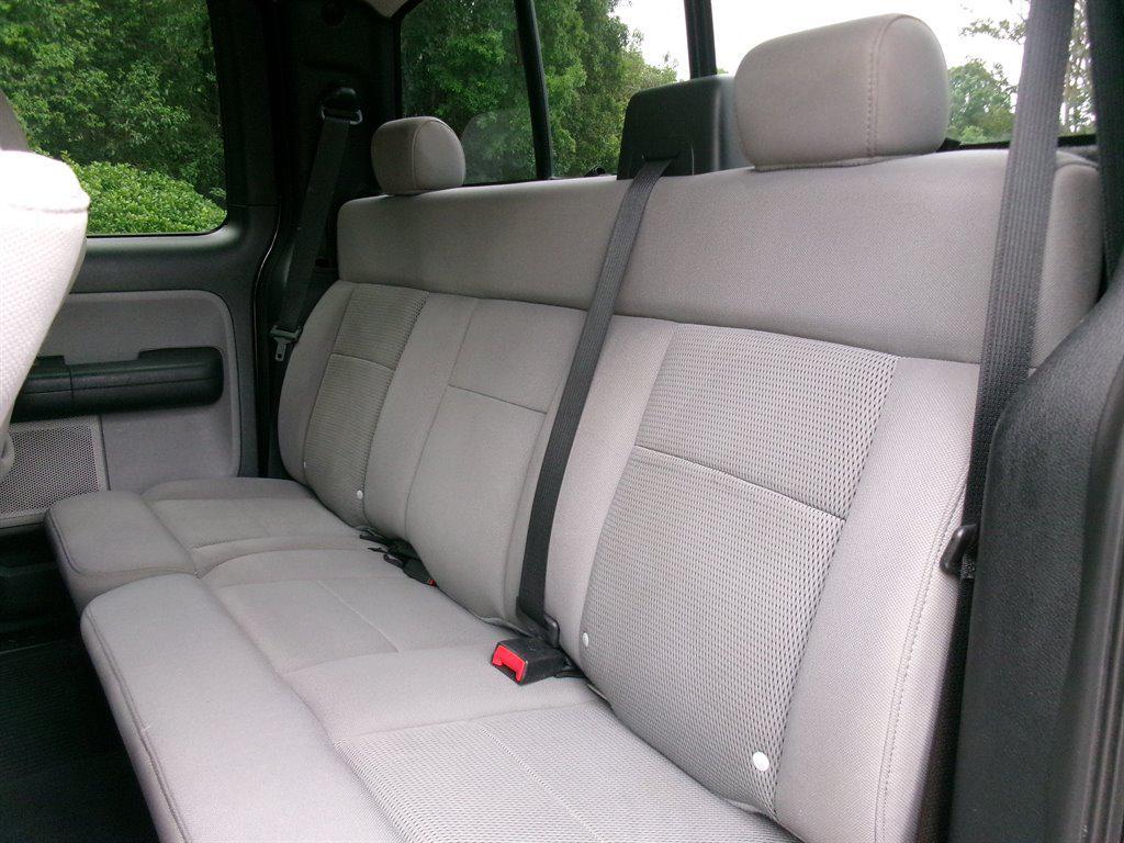used 2005 Ford F-150 car, priced at $10,800