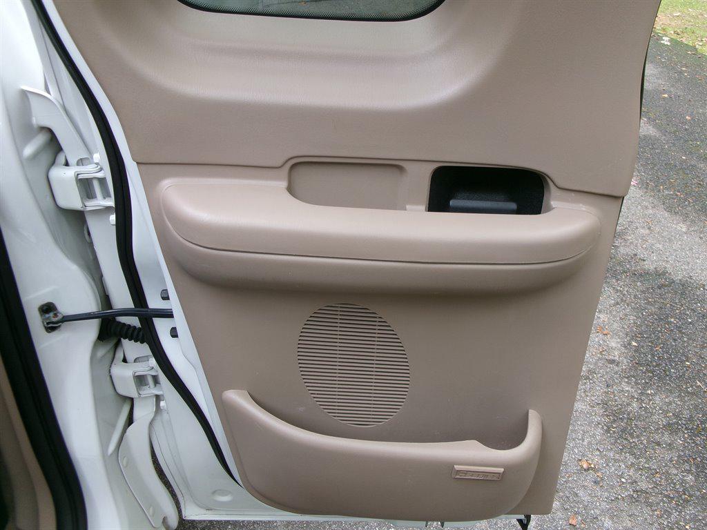 used 1999 Ford F-150 car, priced at $6,995