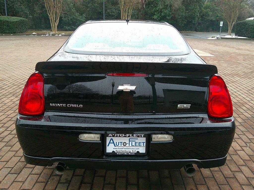 used 2007 Chevrolet Monte Carlo car, priced at $12,990
