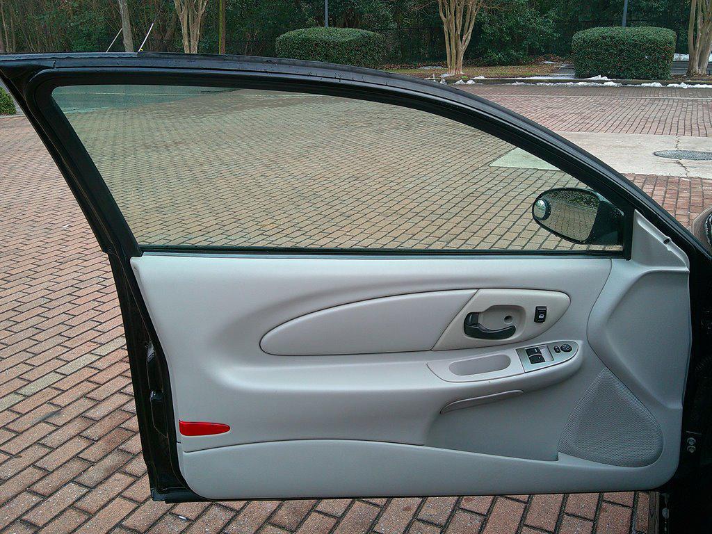 used 2007 Chevrolet Monte Carlo car, priced at $12,990