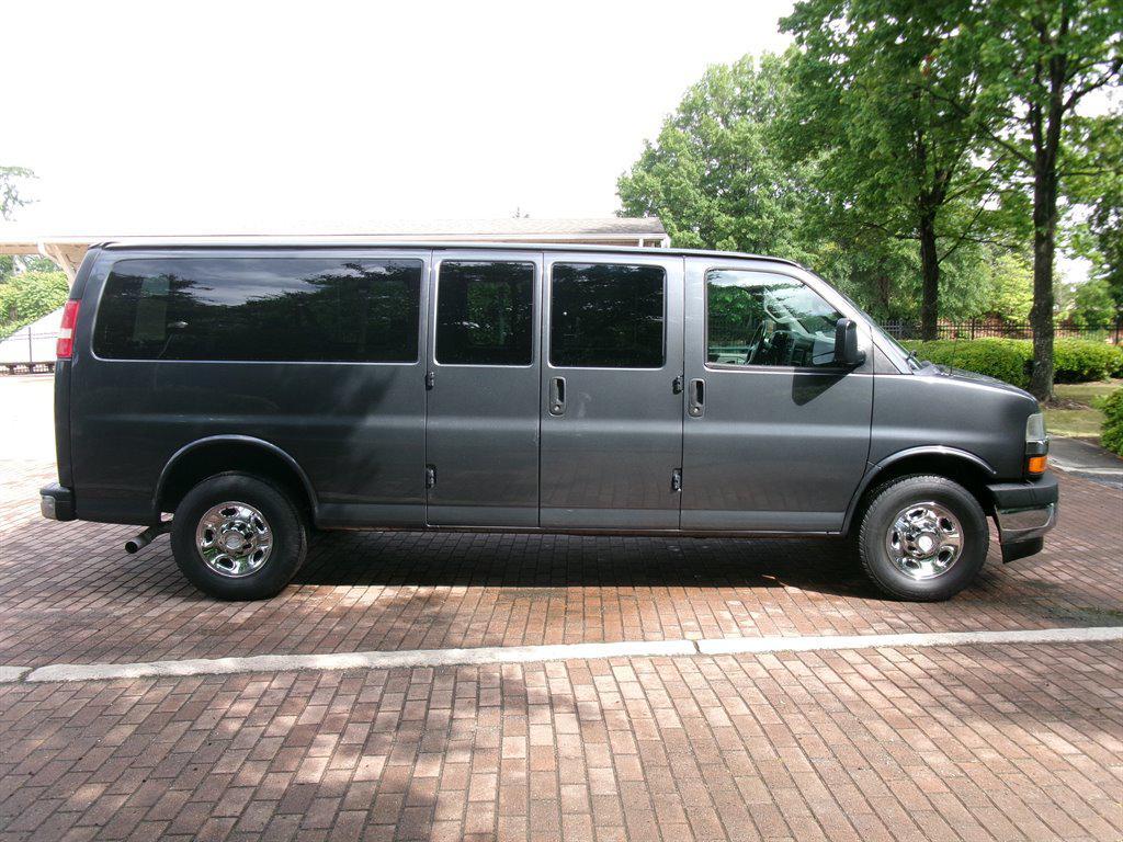 used 2017 Chevrolet Express 3500 car, priced at $24,995