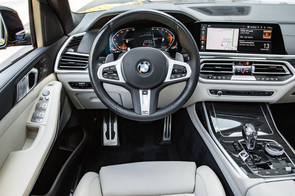 used 2022 BMW X7 car, priced at $42,611