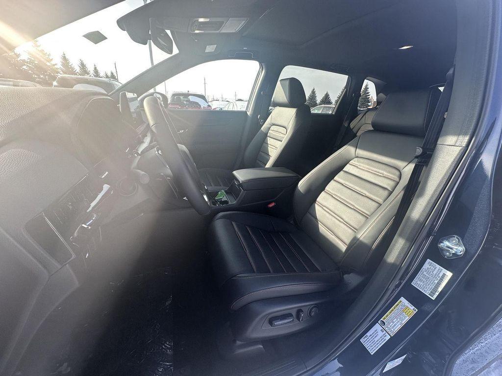 new 2026 Honda CR-V Hybrid car, priced at $42,644