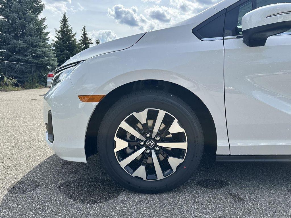 new 2026 Honda Odyssey car, priced at $42,644