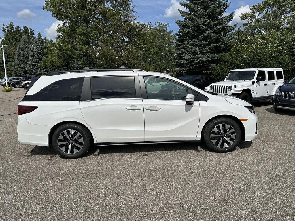 new 2026 Honda Odyssey car, priced at $42,944