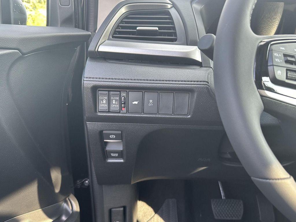 new 2026 Honda Odyssey car, priced at $42,944