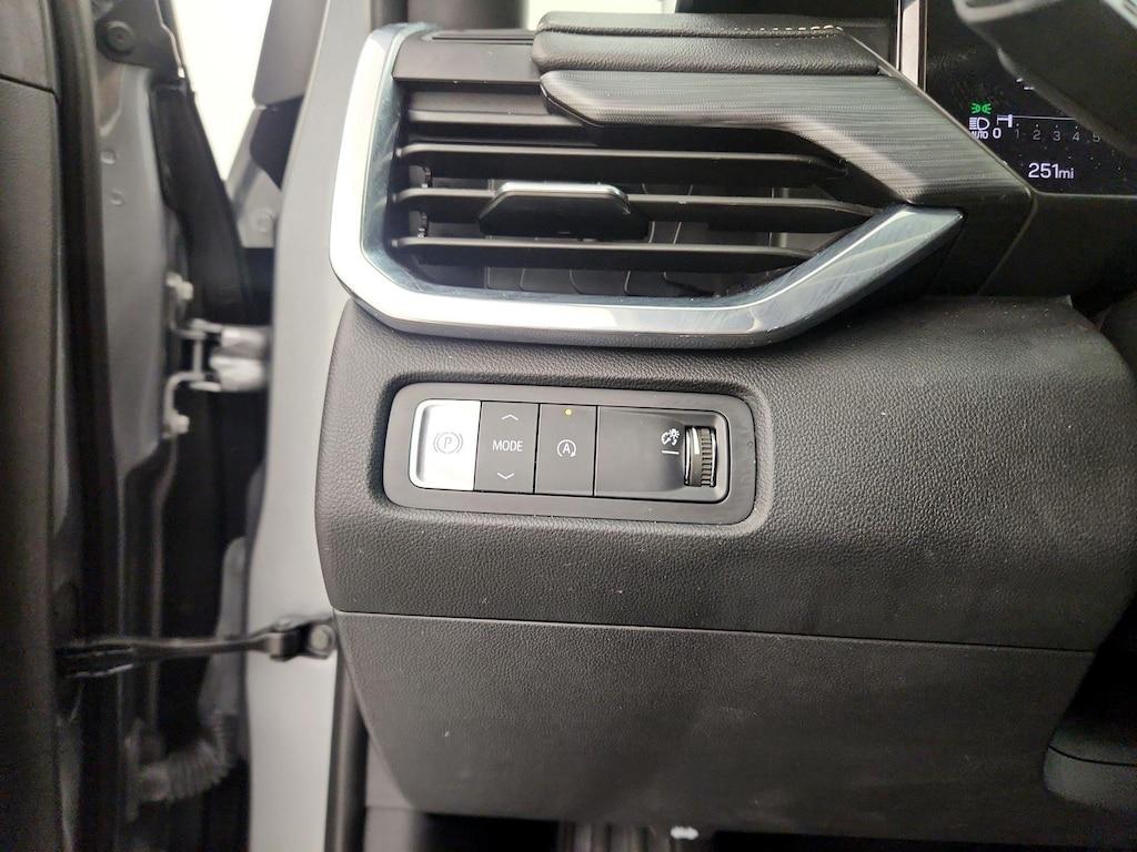 used 2025 GMC Acadia car, priced at $31,998