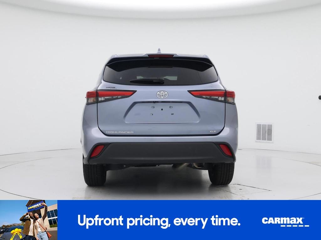 used 2023 Toyota Highlander car, priced at $33,998