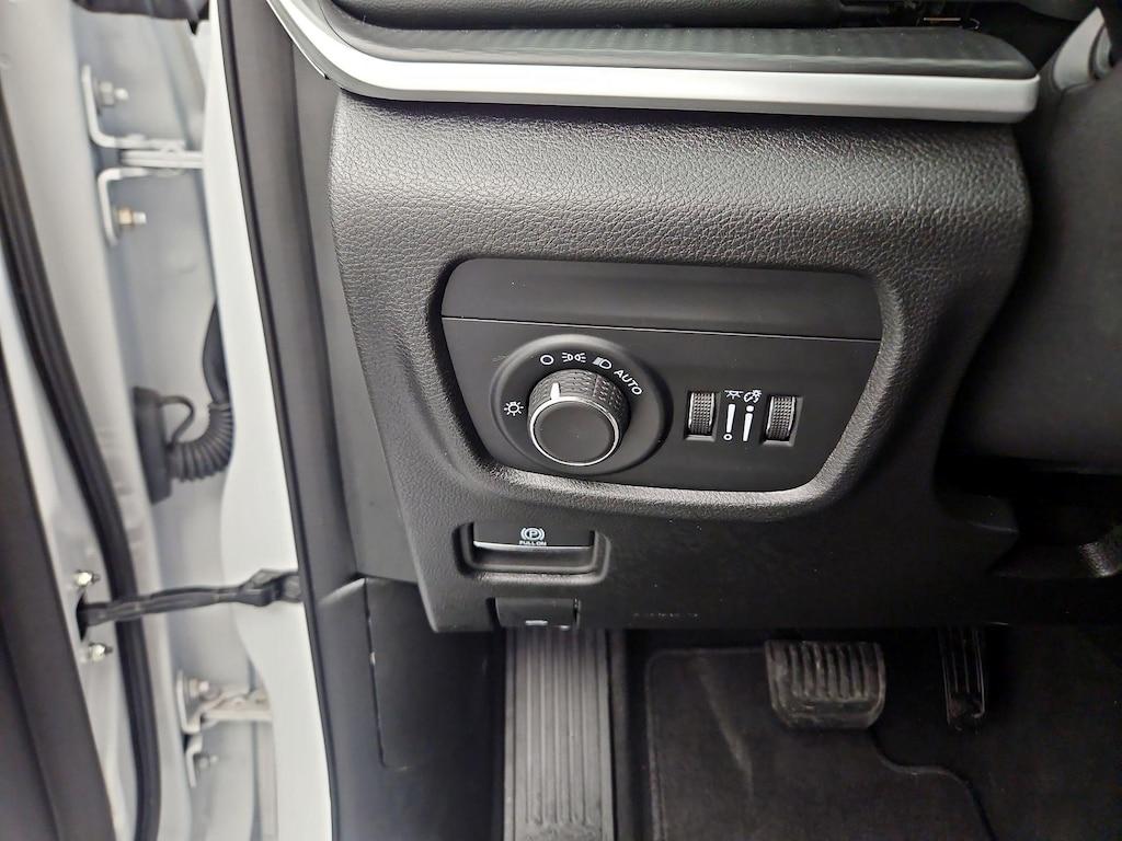 used 2024 Jeep Grand Cherokee car, priced at $33,998