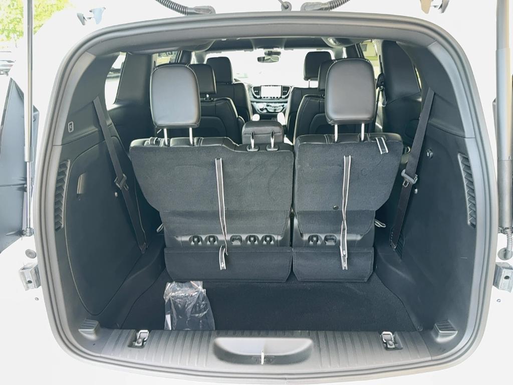 new 2026 Chrysler Pacifica car, priced at $42,415