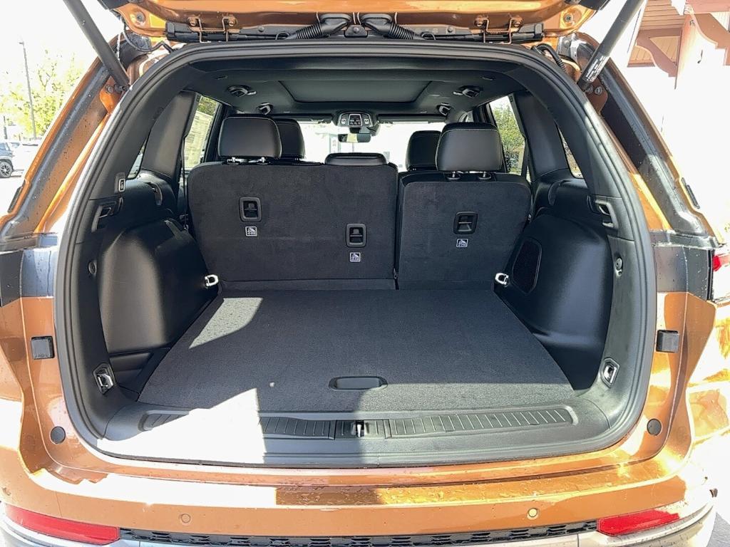 new 2026 Jeep Grand Cherokee car, priced at $41,110
