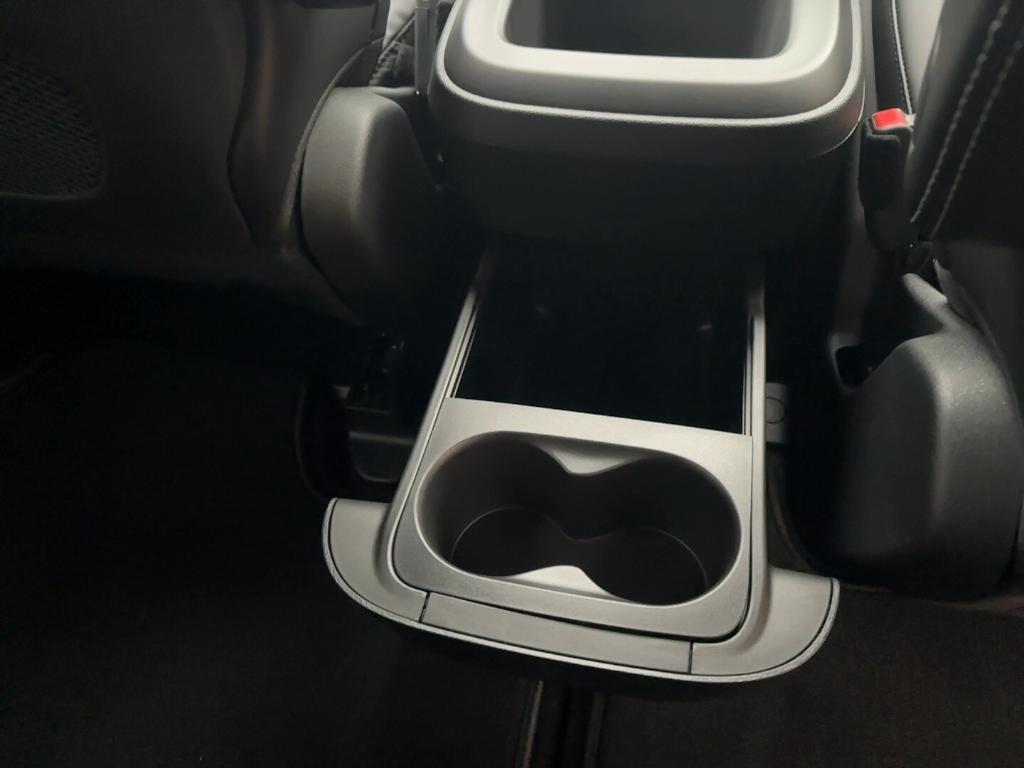 new 2026 Chrysler Pacifica car, priced at $39,014