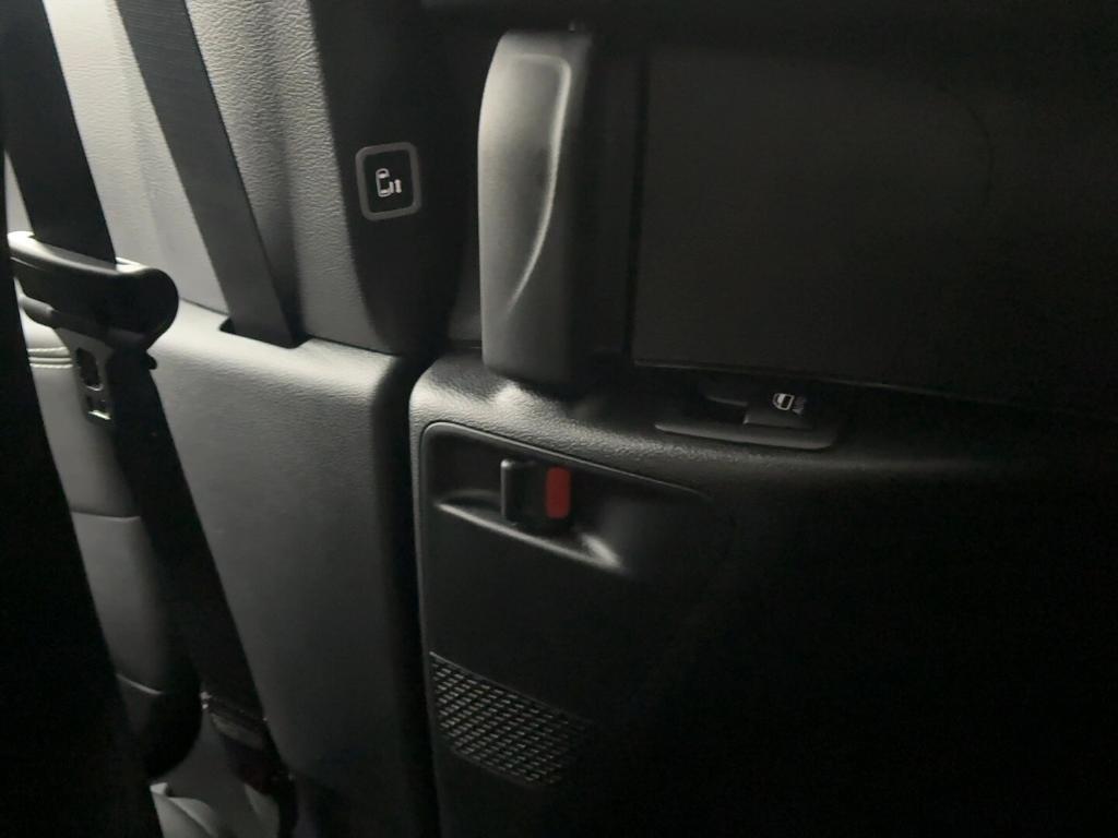 new 2026 Chrysler Pacifica car, priced at $39,014