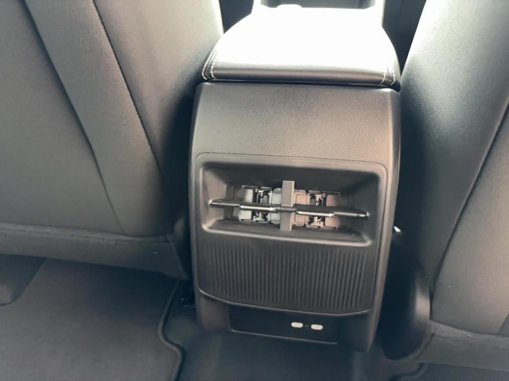 new 2026 Jeep Cherokee car, priced at $34,460