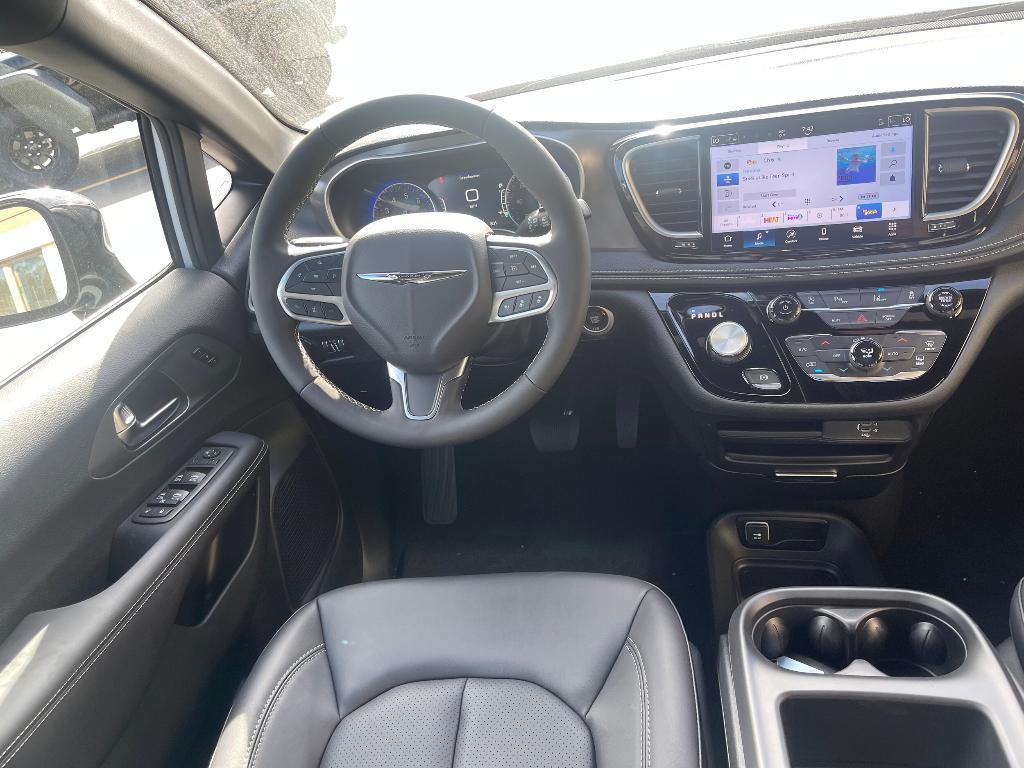 new 2026 Chrysler Pacifica car, priced at $43,415