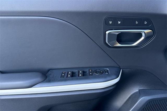 new 2025 Kia K4 car, priced at $28,385