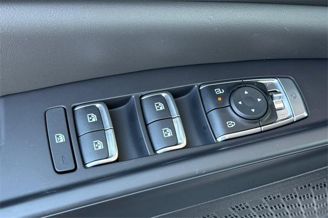 new 2026 Kia Carnival Hybrid car, priced at $51,080