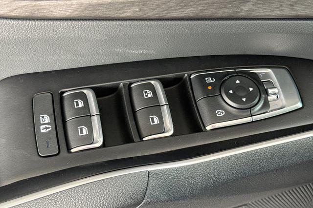 new 2026 Kia Sorento car, priced at $44,765