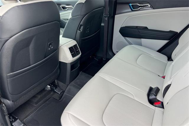 new 2026 Kia Sportage Hybrid car, priced at $35,610