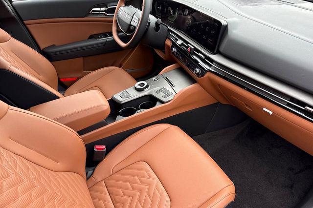 new 2026 Kia Sportage Plug-In Hybrid car, priced at $41,935