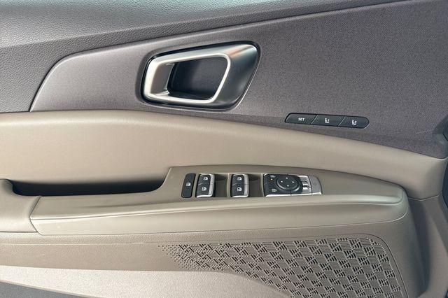 new 2026 Kia Carnival Hybrid car, priced at $47,205