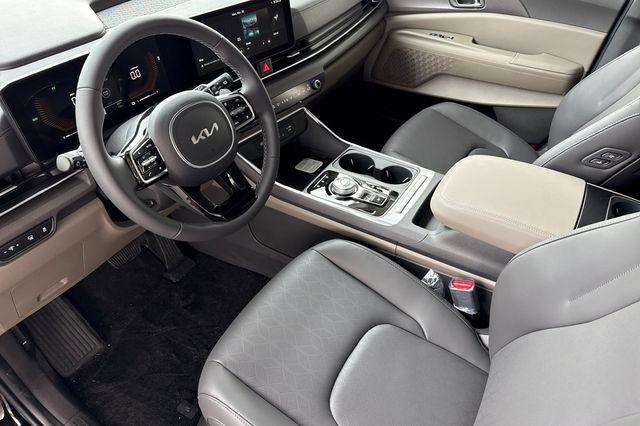 new 2026 Kia Carnival Hybrid car, priced at $47,205