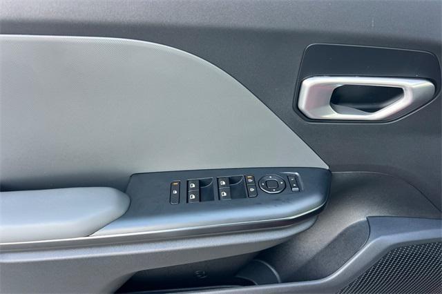 new 2025 Kia K4 car, priced at $24,580