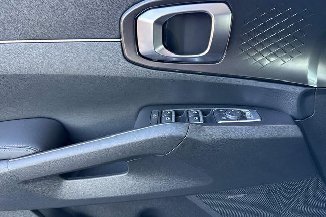 new 2026 Kia Sorento Hybrid car, priced at $44,775