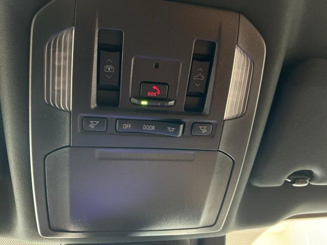 new 2026 Toyota Highlander Hybrid car, priced at $55,092