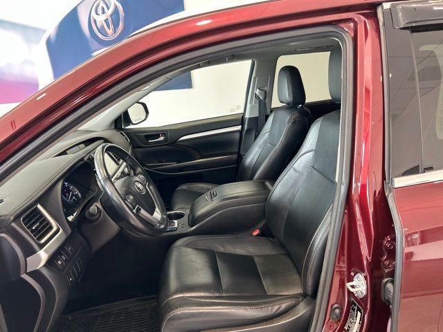 used 2017 Toyota Highlander car, priced at $24,990