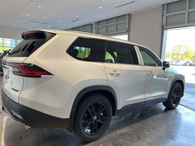 new 2026 Toyota Grand Highlander Hybrid car, priced at $62,091