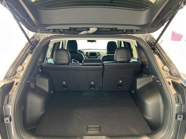 used 2019 Jeep Cherokee car, priced at $19,990