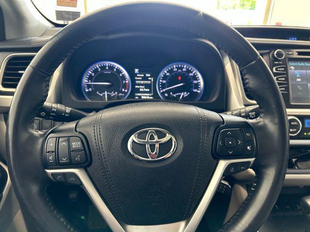 used 2019 Toyota Highlander car, priced at $25,990