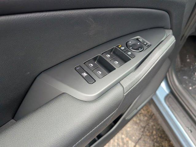 new 2026 Kia Sportage Hybrid car, priced at $33,735