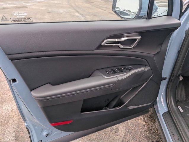 new 2026 Kia Sportage Hybrid car, priced at $33,735