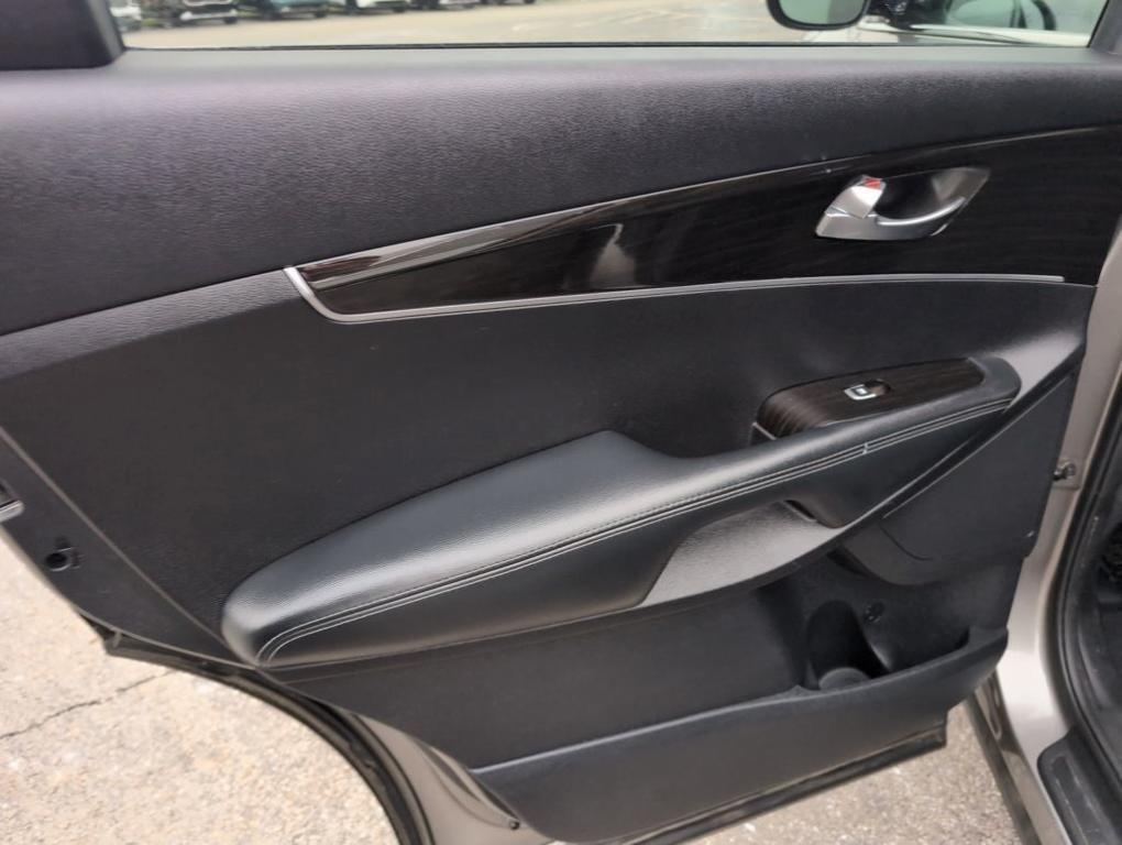 used 2019 Kia Sorento car, priced at $15,572