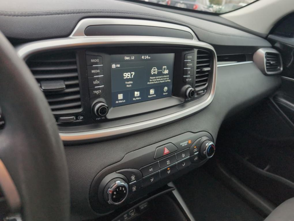 used 2019 Kia Sorento car, priced at $15,572