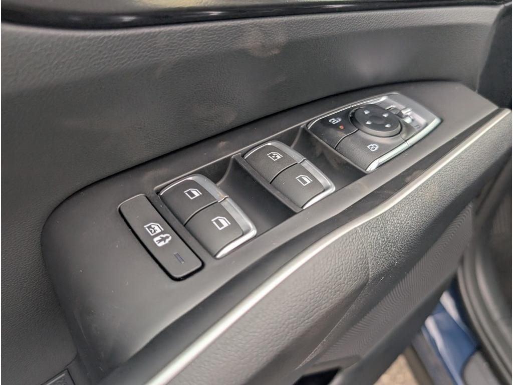 new 2026 Kia Sorento car, priced at $35,578