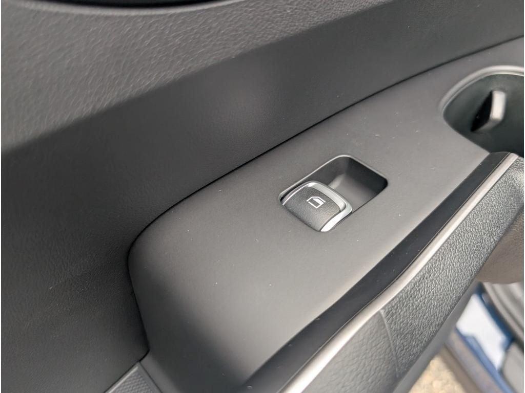 new 2026 Kia Sorento car, priced at $35,578