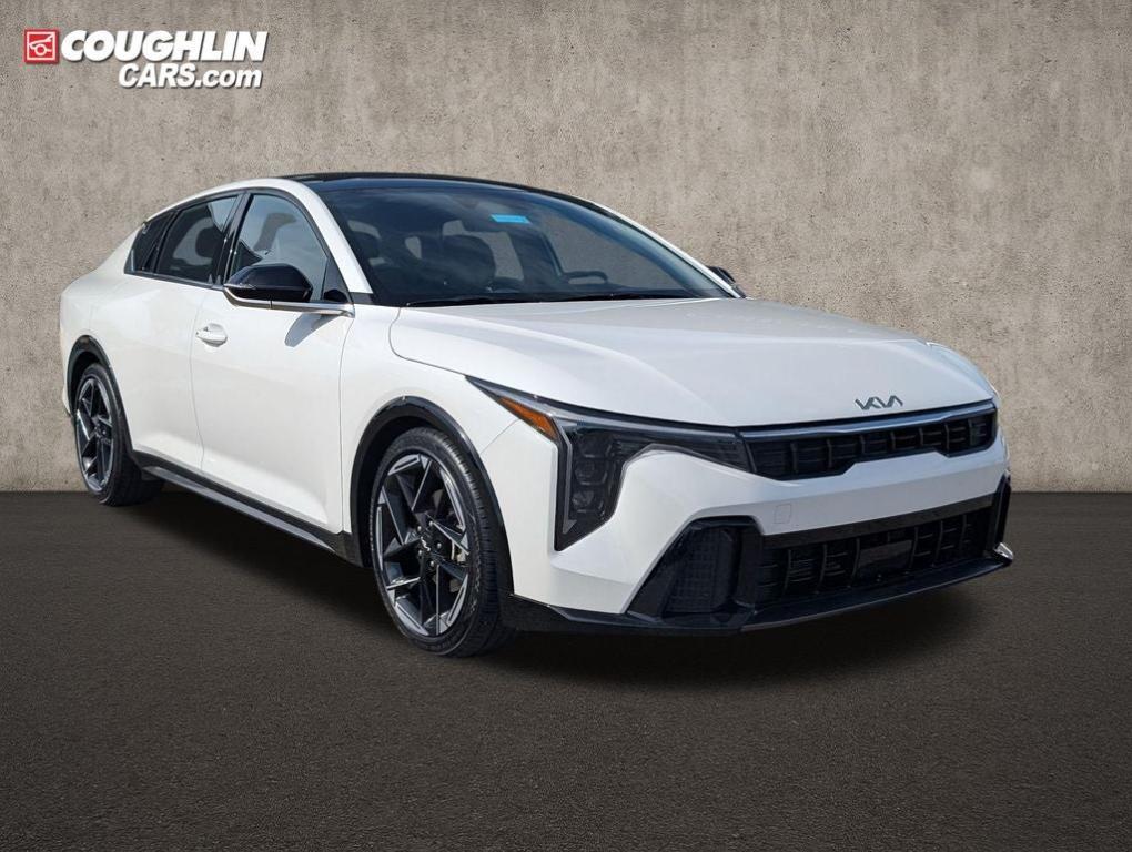 used 2025 Kia K4 car, priced at $23,619