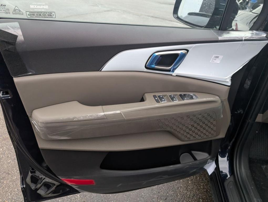 new 2026 Kia Carnival car, priced at $37,504