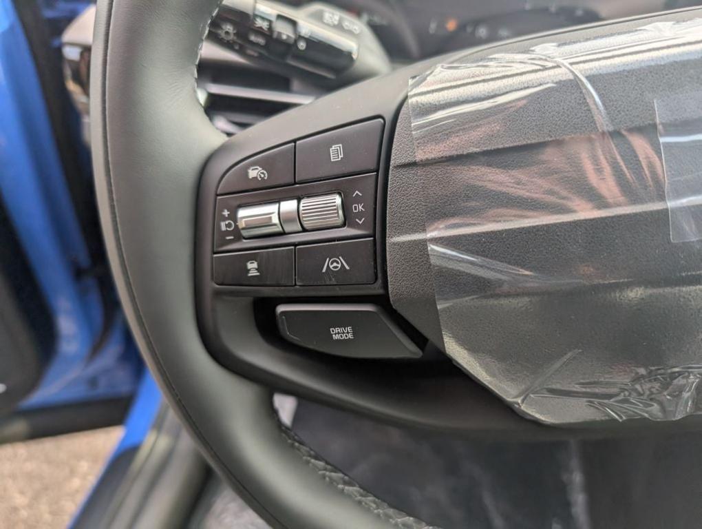 new 2026 Kia Sportage car, priced at $32,352