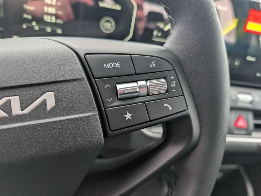 new 2025 Kia K4 car, priced at $23,316