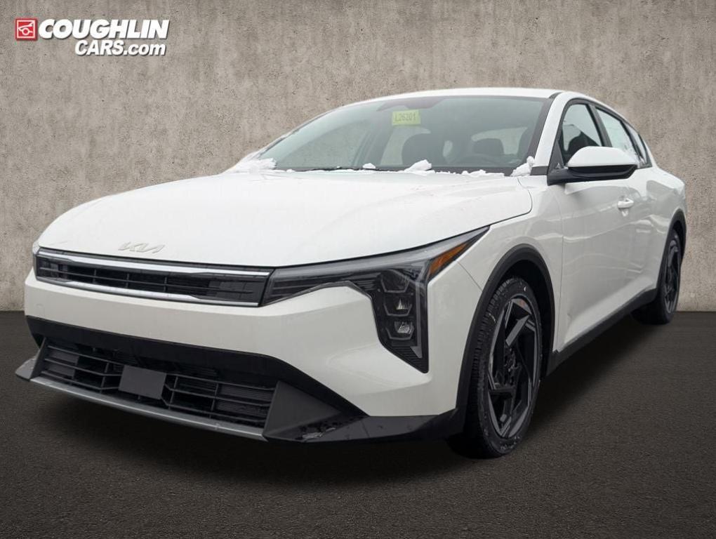 new 2025 Kia K4 car, priced at $23,316