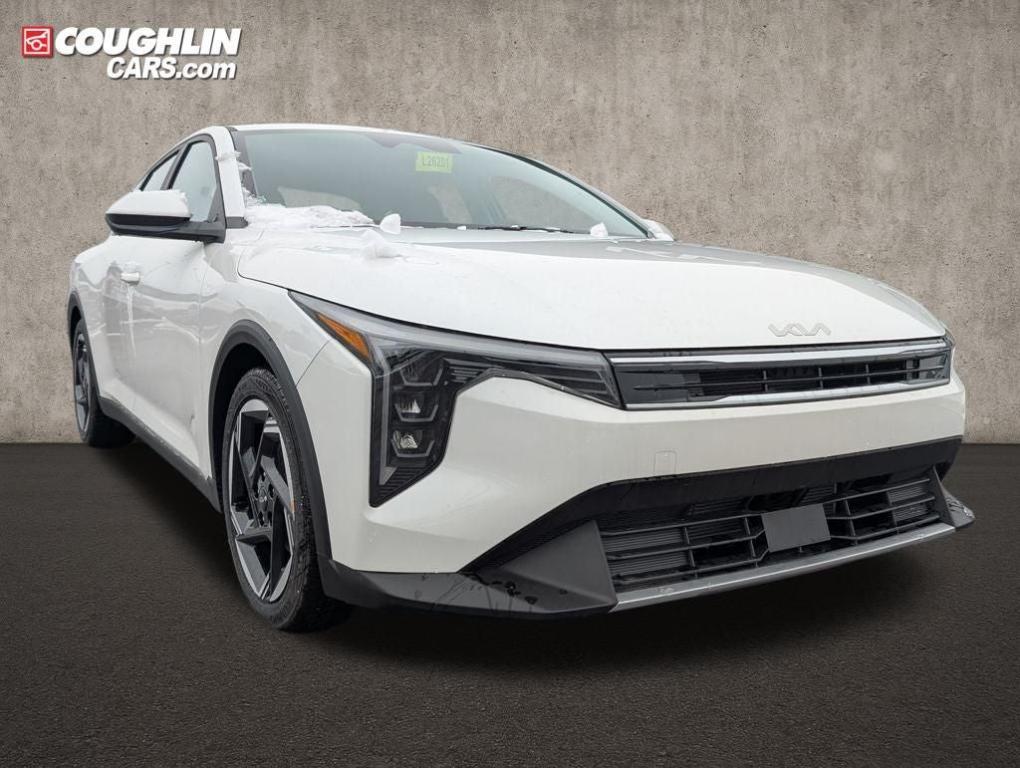 new 2025 Kia K4 car, priced at $23,316