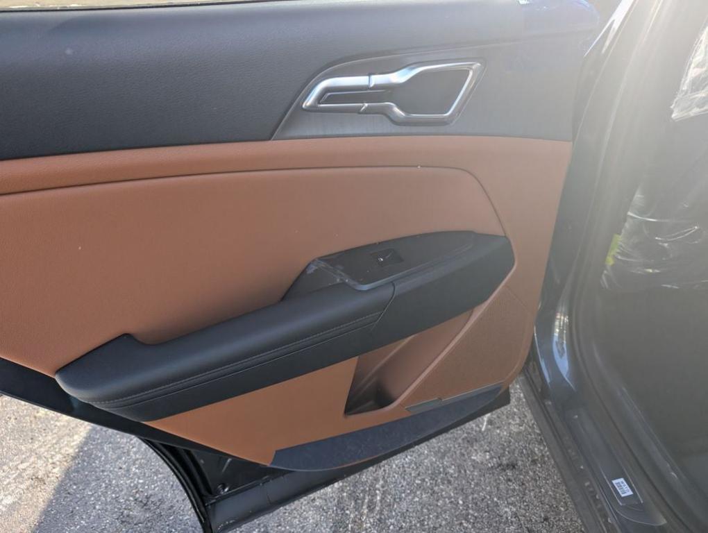 new 2026 Kia Sportage Hybrid car, priced at $35,135