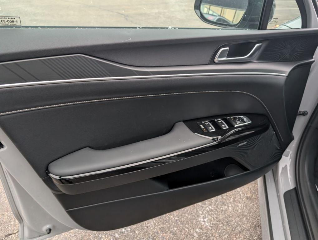 new 2026 Kia K5 car, priced at $33,080