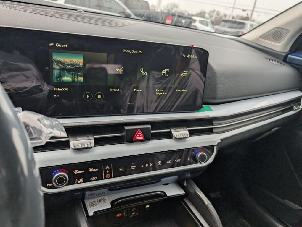 new 2026 Kia Sportage Hybrid car, priced at $33,735