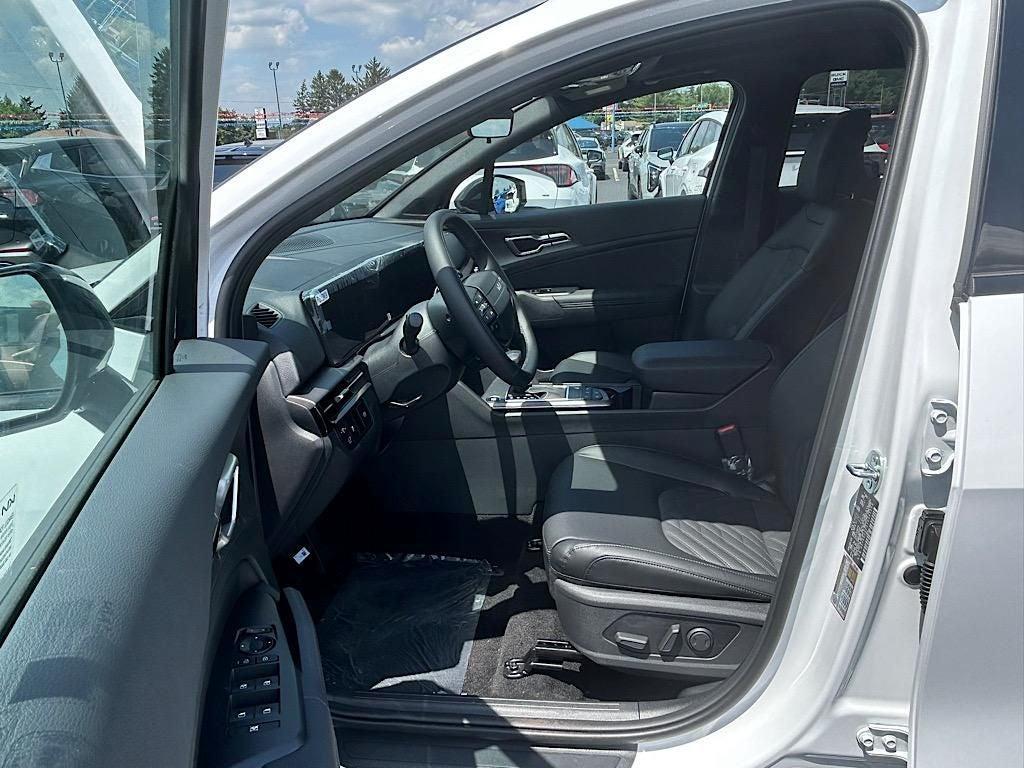 new 2026 Kia Sportage car, priced at $32,914