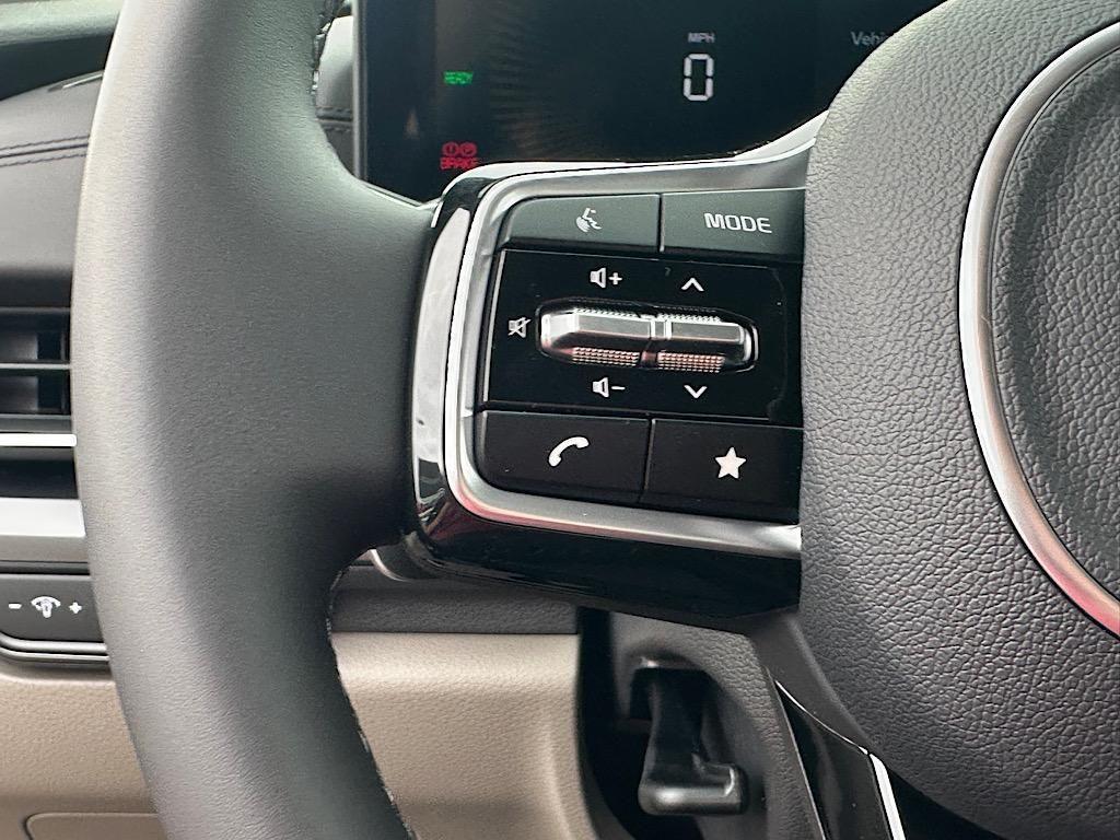 new 2026 Kia Carnival Hybrid car, priced at $39,912